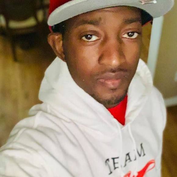 Meet your Posher, Andrew - Picture 1 of 1